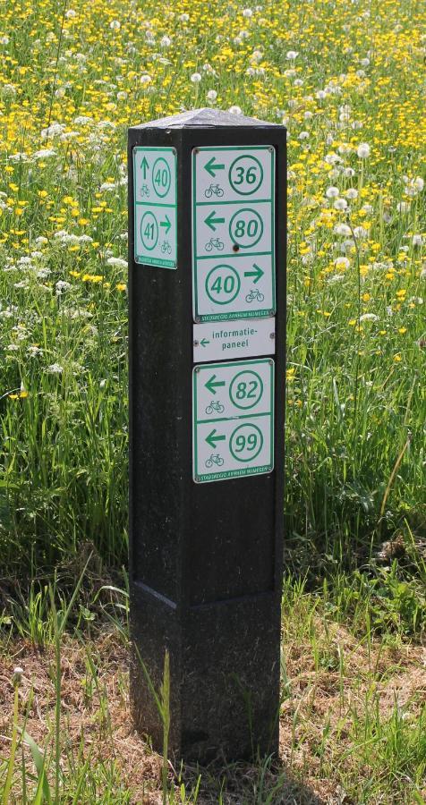 B&B Buitenwaard Oosterhout  エクステリア 写真