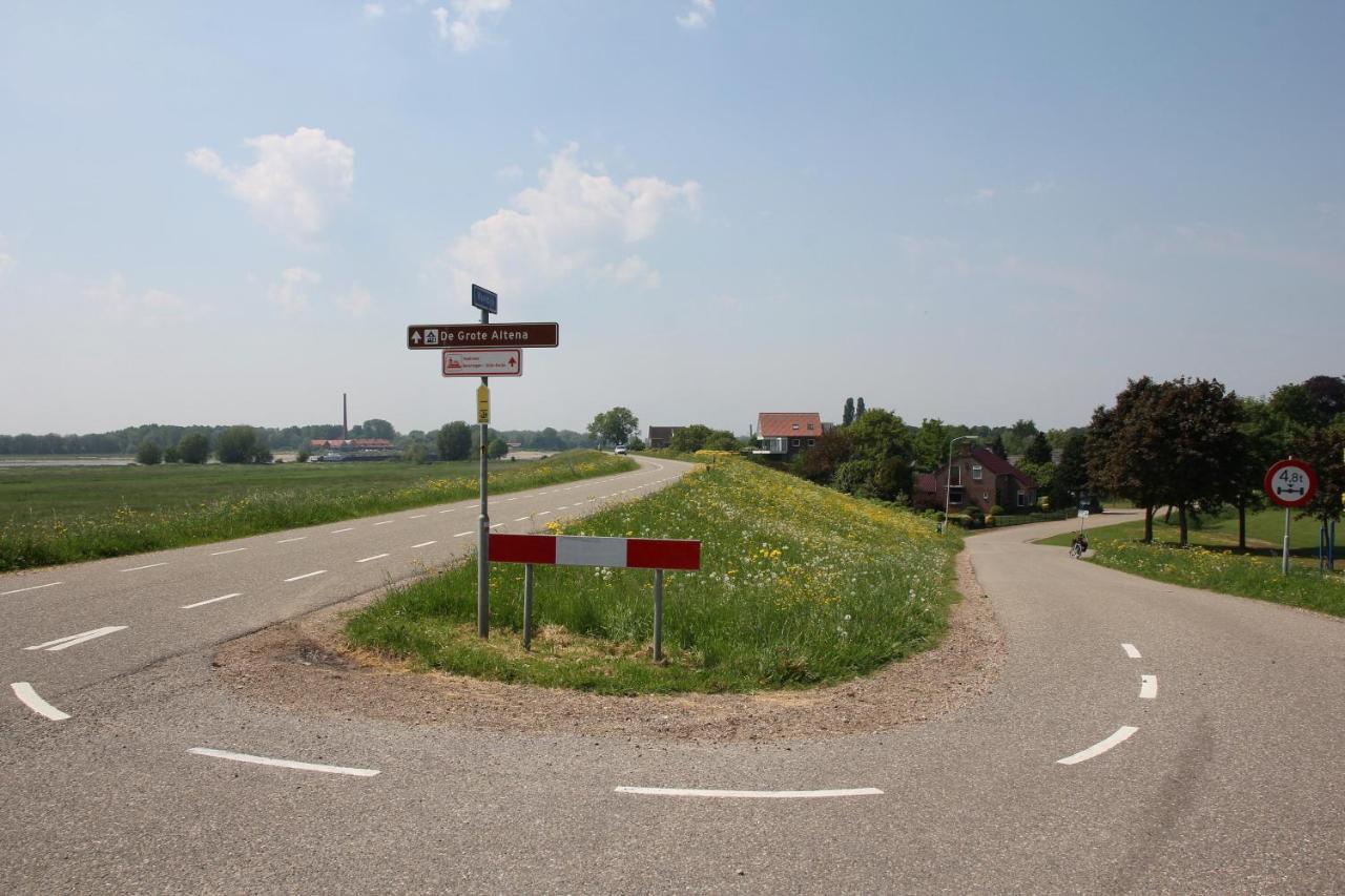 B&B Buitenwaard Oosterhout  エクステリア 写真